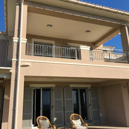 Alma Luxury Apartment