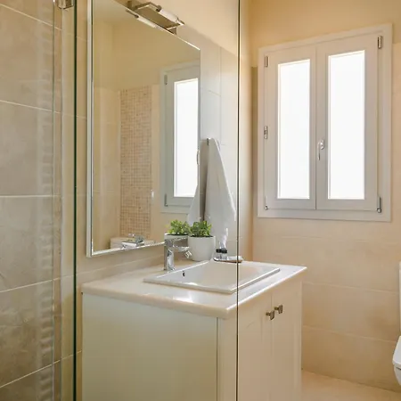 Apartment Alma Luxury Svoronata